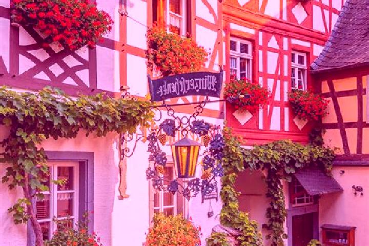 Avery, 37 — Escort in Kotzenbull, Germany
