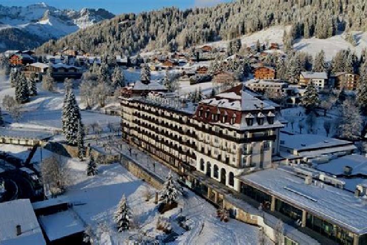 Avery, 37 — Escort in Ollon, Switzerland