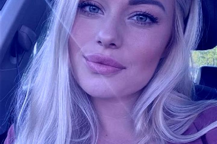 Avery, 38, a blonde hazel-eyed caucasian companion based in Pessines. Offering Deep French Kissing, Party Girl, Prostate Massage, Tantra, CIM. Available for ...