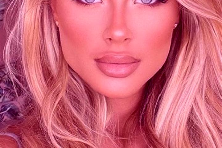 Avery, 38, a blonde hazel-eyed latina companion based in Kawatana. Offering A-Level, Deep French Kissing, GFE. Available for incall and outcall, day and even...