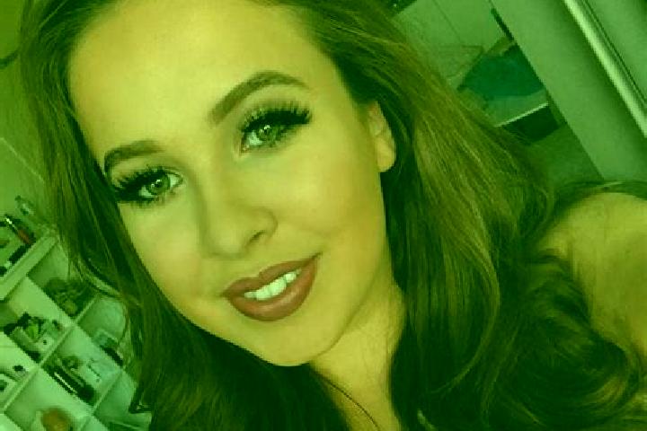 Avery, 38, a red dark-eyed slavic companion based in Grossruckerswalde. Offering 69, Striptease, Fetish, OWO, Prostate Massage. Available for incall and outc...