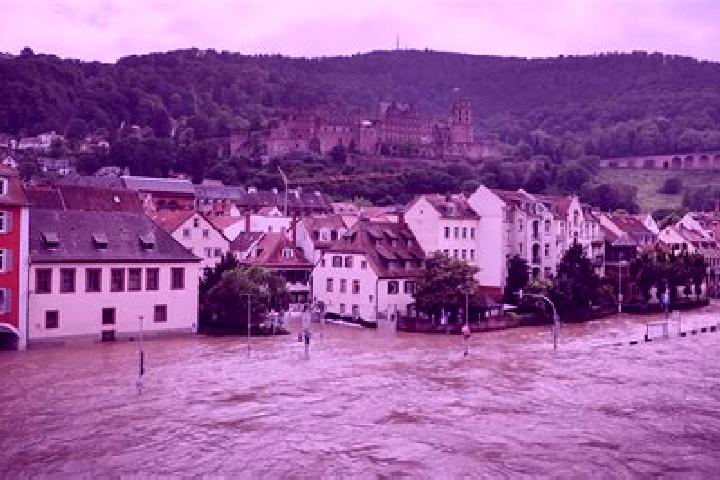 Avery, 38 — Escort in Altbach, Germany
