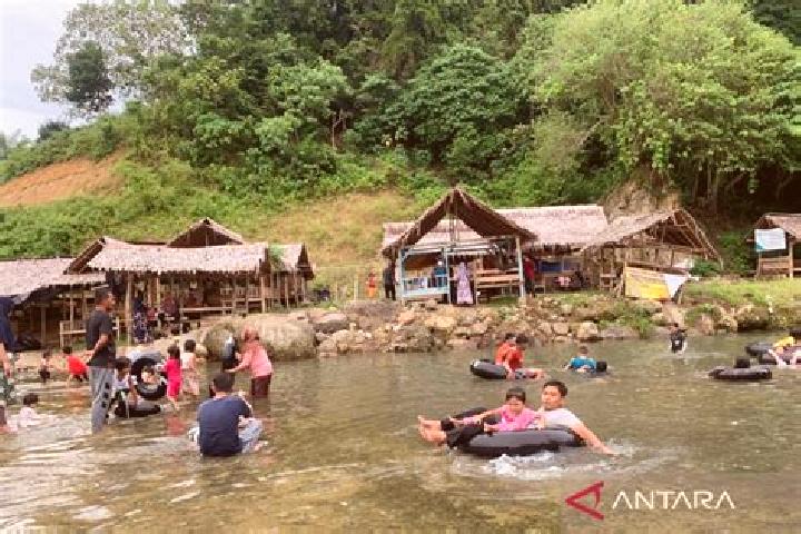 Avery, 38 — Escort in Blang Ara, Indonesia