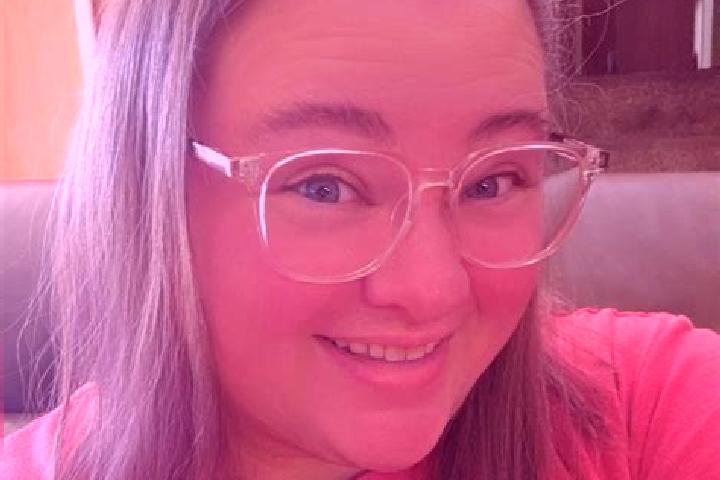 Avery, 38 — Escort in Kinsley, United States