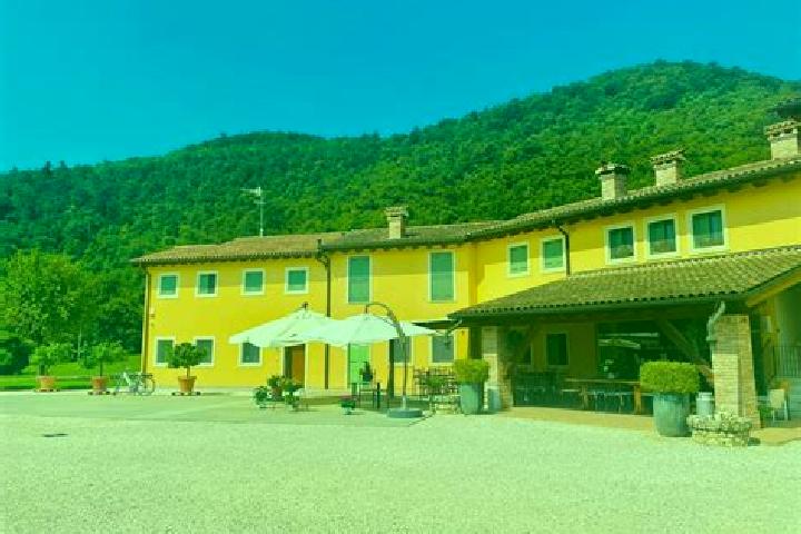 Avery, 38 — Escort in Suelli, Italy