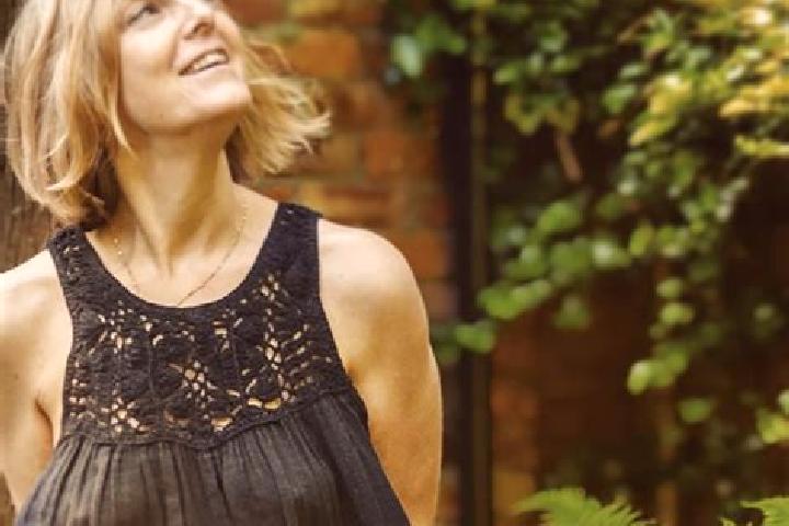 Avery, 39 — Escort in Hale, United Kingdom