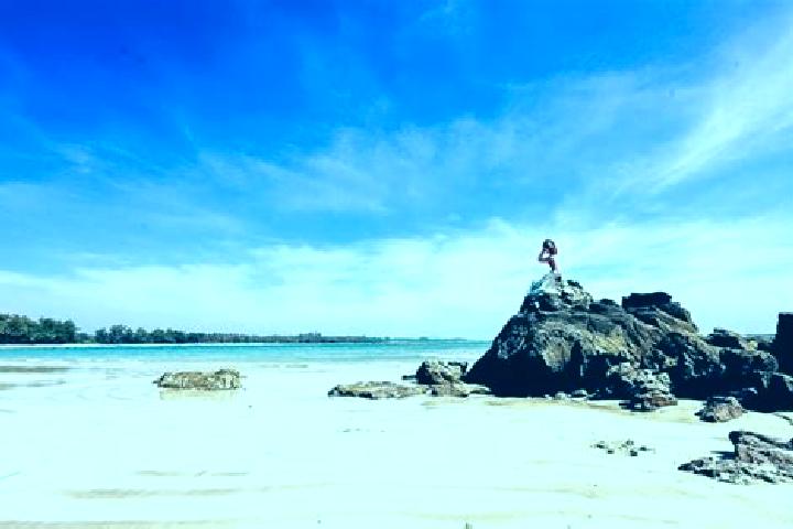 Avery, 39 — Escort in Ngapali, Myanmar
