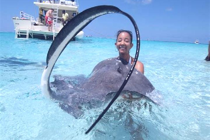 Avery, 39 — Escort in Pease Bay, Cayman Islands