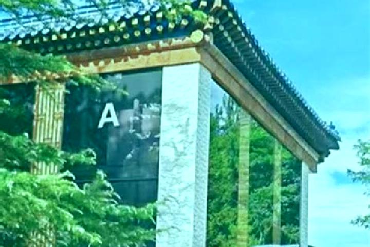 Avery, 39 — Escort in Puhua, China