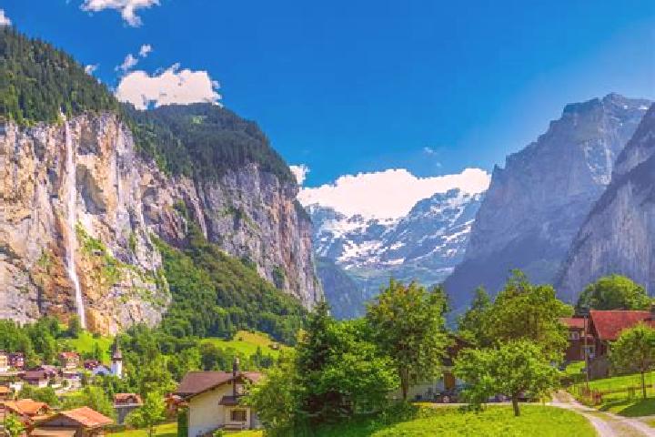 Browse escort listings across 38 pages of cities in Switzerland. Local companions, services and rates. Page 14 of 38.