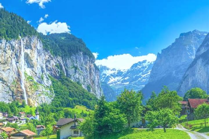 Browse escort listings across 38 pages of cities in Switzerland. Local companions, services and rates. Page 22 of 38.