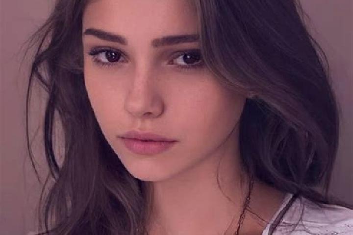 Chloe, 20, a chestnut brown-eyed slavic companion based in Woodstown. Offering 69, Erotic Massage, BDSM, CIM, GFE. Available for incall and outcall, day and ...