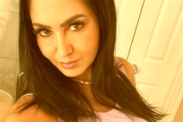 Chloe, 20, a chestnut dark-eyed slavic companion based in Swillington. Offering Massage, Striptease, A-Level. Available for incall and outcall, day and eveni...