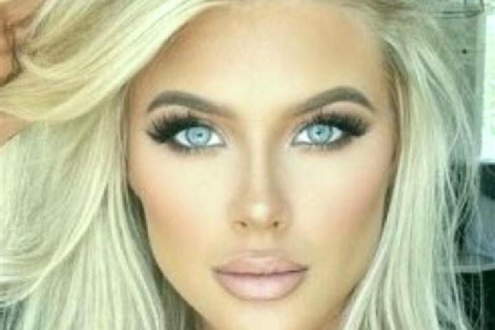 Chloe, 20, a platinum blonde hazel-eyed middle eastern companion based in Davidson. Offering GFE, Girlfriend Experience, A-Level, Couples, Dinner Date. Avail...