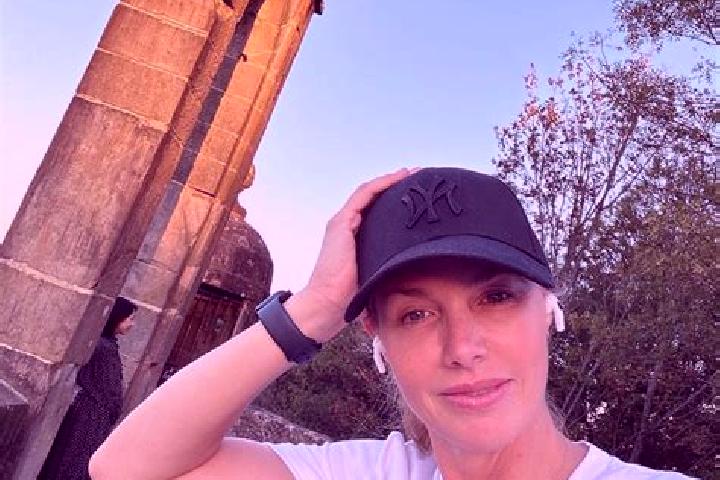 Chloe, 20 — Escort in La Genoveva, Mexico