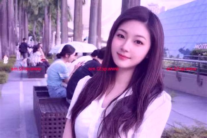 Chloe, 20 — Escort in Qingcheng, China