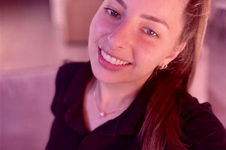 Chloe, 20 — Escort in Saltinho, Brazil
