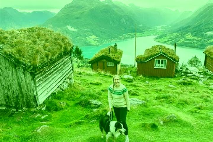 Chloe, 20 — Escort in Segalstad, Norway