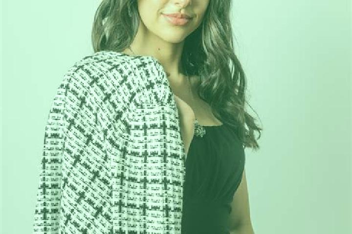 Chloe, 20 — Escort in Shortsville, United States