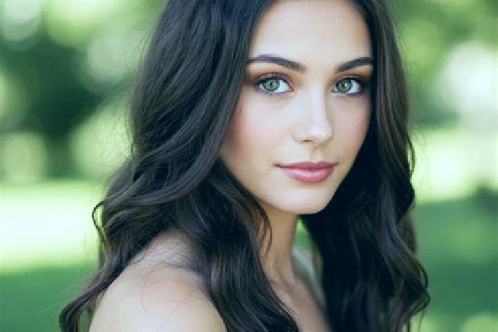 Chloe, 21, a black hazel-eyed slavic companion based in San Jeronimo Acazulco. Offering Massage, Couples, Girlfriend Experience. Available for incall and out...