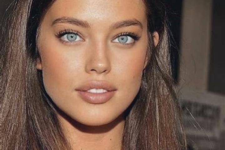 Chloe, 21, a chestnut blue-eyed mediterranean companion based in Bazus. Offering Fetish, CIM, A-Level, Erotic Massage. Available for incall and outcall, day ...