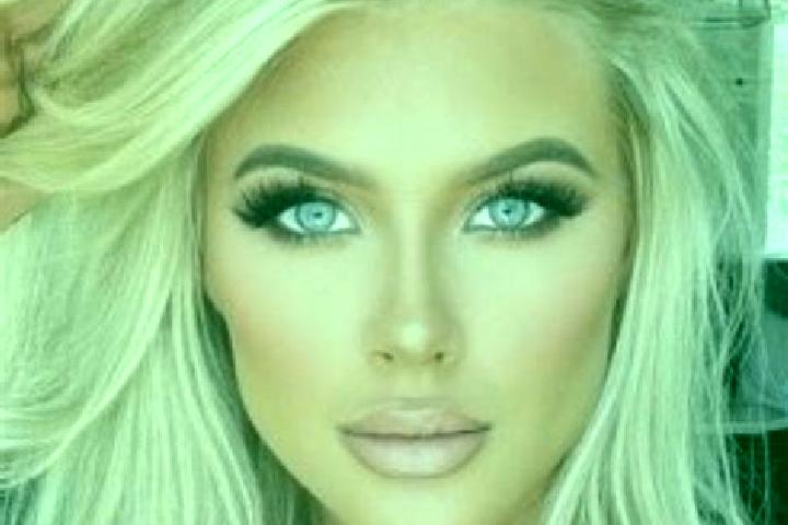 Chloe, 21, a platinum blonde grey-eyed european companion based in Xinzhaipo. Offering Duos, Erotic Massage, BDSM. Available for incall and outcall, day and ...