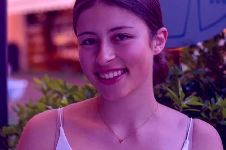 Chloe, 21 — Escort in Bagnes, Switzerland