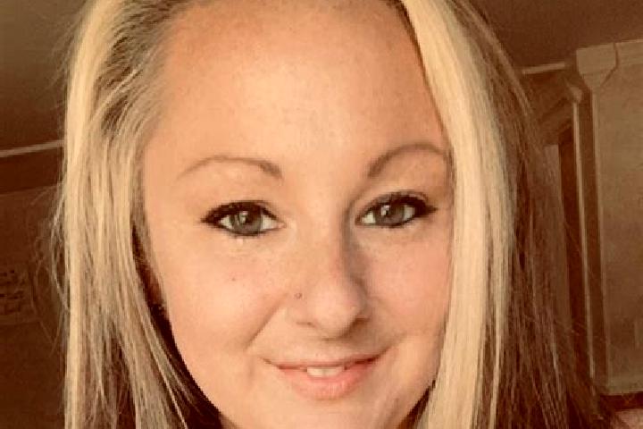 Chloe, 21 — Escort in Byers, United States