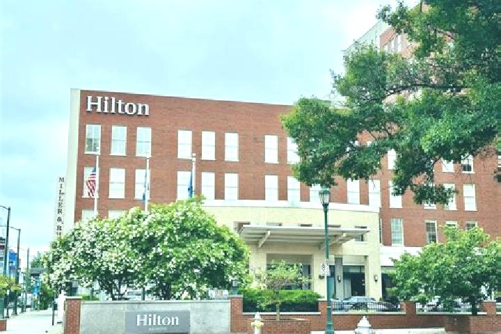 Chloe, 21 — Escort in Hilton, United States