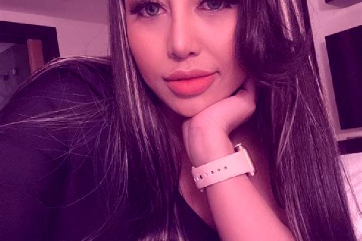Chloe, 21 — Escort in Ka Zi Ta Dar U, Myanmar