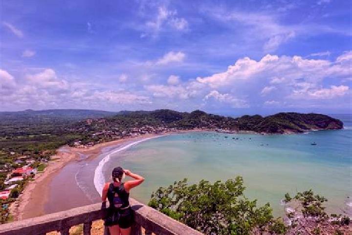 Chloe, 21 — Escort in San Juan del Sur, Nicaragua