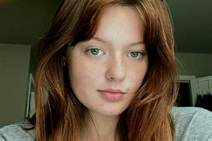 Chloe, 22, a auburn grey-eyed european companion based in San Antonio Ocotlan. Offering Girlfriend Experience, A-Level, 69. Available for incall and outcall,...