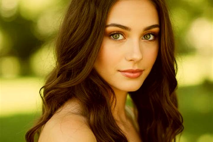 Chloe, 22, a black hazel-eyed mixed companion based in Karby. Offering OWO, A-Level, 69, CIM. Available for incall and outcall, day and evening dates.