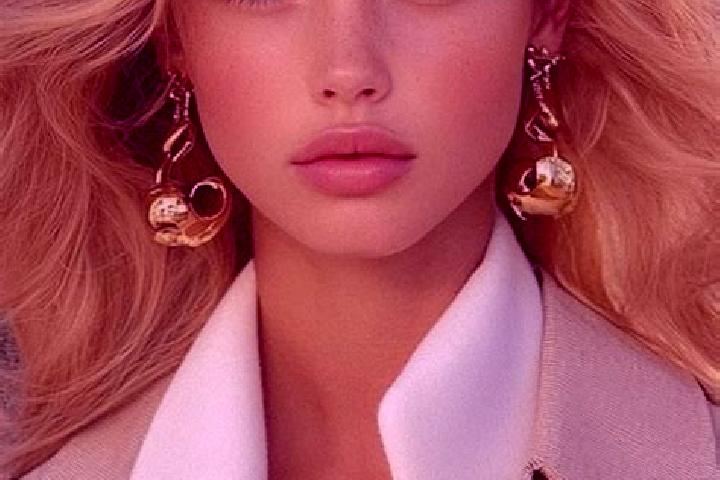 Chloe, 22, a blonde amber-eyed caucasian companion based in Leuth. Offering Duos, Overnight, Roleplay, Deep French Kissing, Fetish. Available for incall and ...