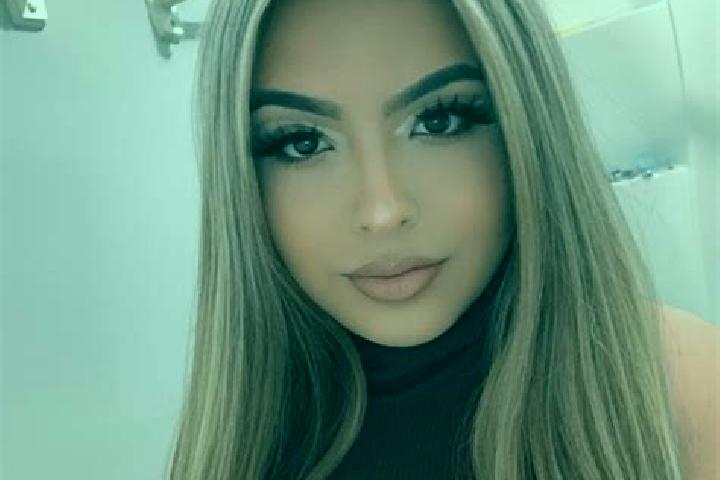 Chloe, 22, a blonde amber-eyed latina companion based in Dhuri. Offering A-Level, Party Girl. Available for incall and outcall, overnight bookings available.