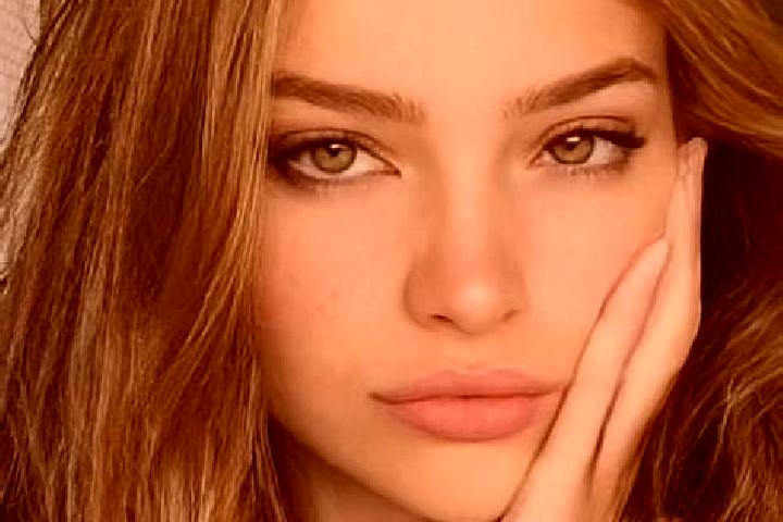 Chloe, 22, a blonde hazel-eyed mediterranean companion based in Bondi Beach. Offering Deep French Kissing, CIM, GFE. Available for incall and outcall, day an...