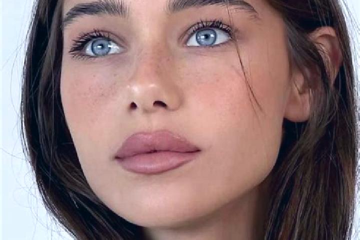Chloe, 22, a brunette brown-eyed indian companion based in Ajalli. Offering Massage, Girlfriend Experience, 69, Duos. Available for incall and outcall, overn...