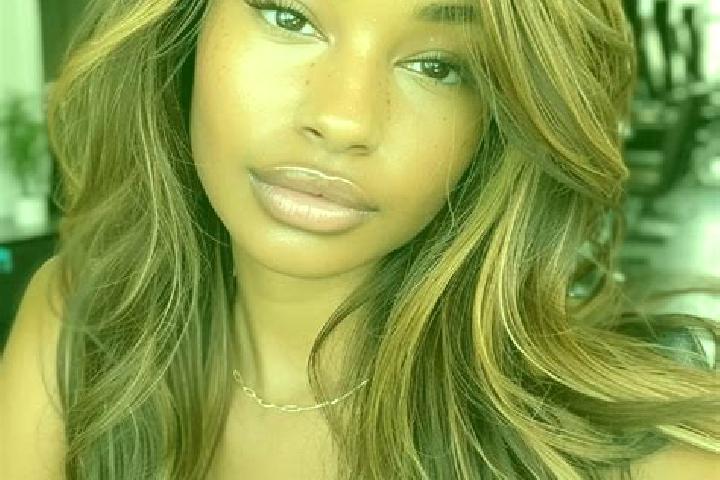 Chloe, 22, a dark blonde brown-eyed mixed companion based in Mesnay. Offering OWO, Roleplay, A-Level. Available for incall and outcall, overnight bookings av...