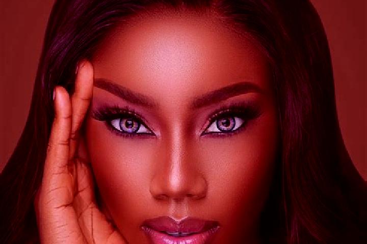 Chloe, 22, a red blue-eyed ebony companion based in Zaplavnoye. Offering Dinner Date, BDSM, Deep French Kissing, Duos. Available for incall and outcall, day ...