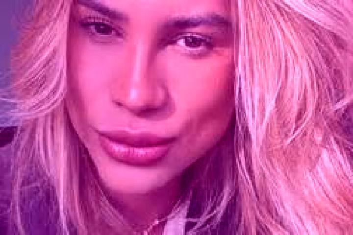 Chloe, 22 — Escort in Marechal Floriano, Brazil