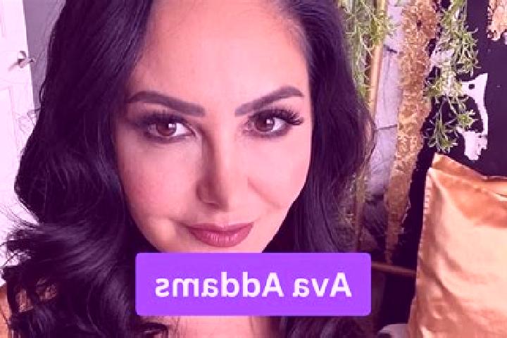 Chloe, 22 — Escort in Ramak, Afghanistan