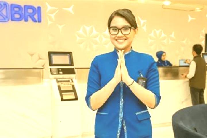 Chloe, 22 — Escort in Sukawening, Indonesia