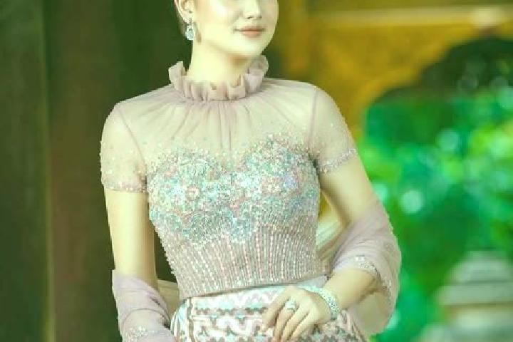 Chloe, 22 — Escort in Ywar Ma Middle, Myanmar
