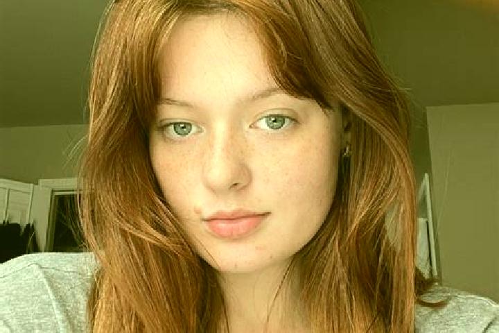 Chloe, 23, a auburn brown-eyed mediterranean companion based in Reerso. Offering Overnight, CIM, Massage. Available for incall and outcall, day and evening d...