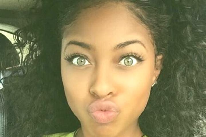 Chloe, 23, a black green-eyed ebony companion based in Vodiane. Offering Couples, GFE, Party Girl. Available for incall and outcall, day and evening dates.