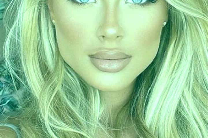 Chloe, 23, a blonde blue-eyed latina companion based in La Cumbre. Offering Massage, Dinner Date, Striptease. Available for incall and outcall, day and eveni...