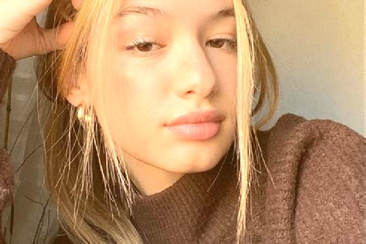 Chloe, 23, a blonde brown-eyed ebony companion based in Todtmoos. Offering Erotic Massage, Striptease, Deep French Kissing. Available for incall and outcall,...