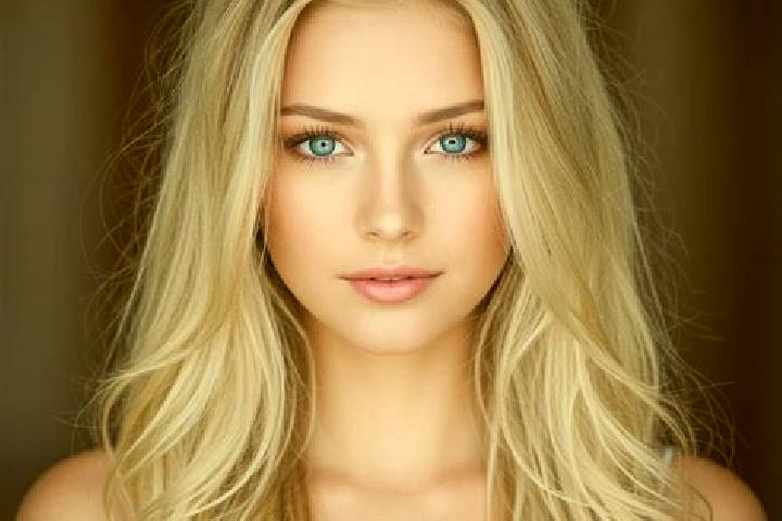 Chloe, 23, a blonde dark-eyed mixed companion based in Tokombere. Offering Fetish, Overnight, Roleplay, A-Level. Available for incall and outcall, day and ev...