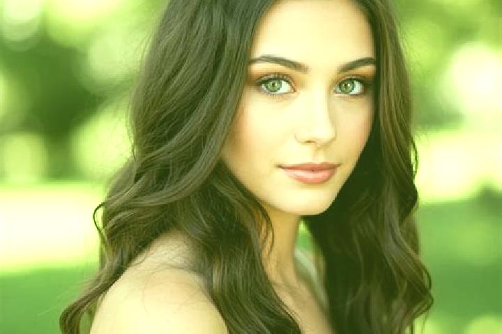 Chloe, 23, a brunette hazel-eyed caribbean companion based in San Francisco Yosocuta. Offering Dinner Date, Massage, Girlfriend Experience. Available for inc...