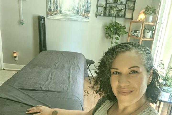 Chloe, 23, a chestnut amber-eyed ebony companion based in Lake Charlotte. Offering Massage, Erotic Massage, Tantra, OWO, CIM. Available for incall and outcal...